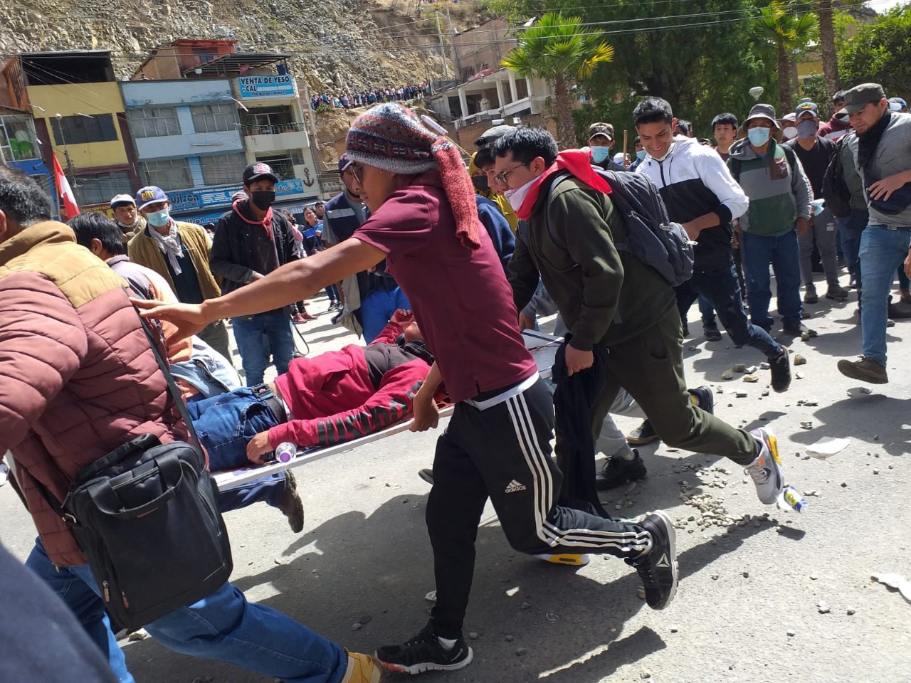 Dos Muertos En Protestas De Seguidores De Pedro Castillo Por Adelanto