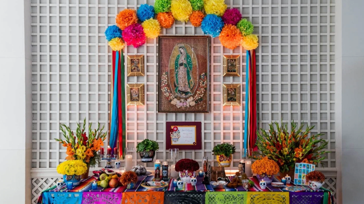 La Casa Blanca celebra por primera vez la tradición mexicana del Día de  Muertos - Monitoreamos